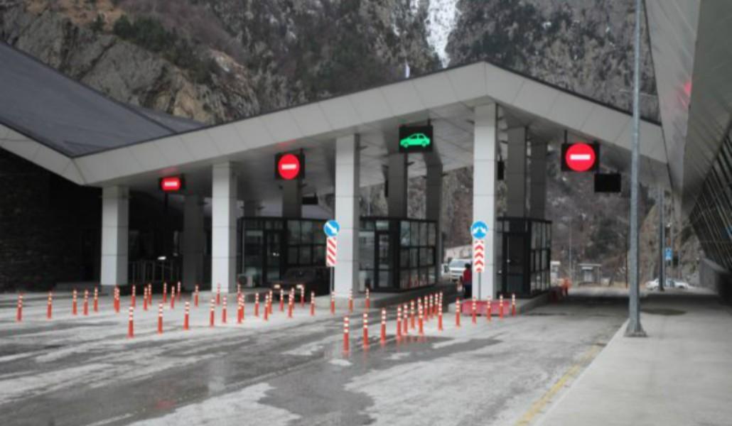 Oտարերկրացիների՝ Վրաստան մուտքն արգելող որոշումը շարունակում է մնալ ուժի մեջ
