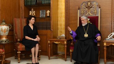 Աննա Հակոբյանը Արամ Ա-ի հետ քննարկել է «Թռչնոց բույն» որբանոցի գործունեությանն առնչվող հարցեր