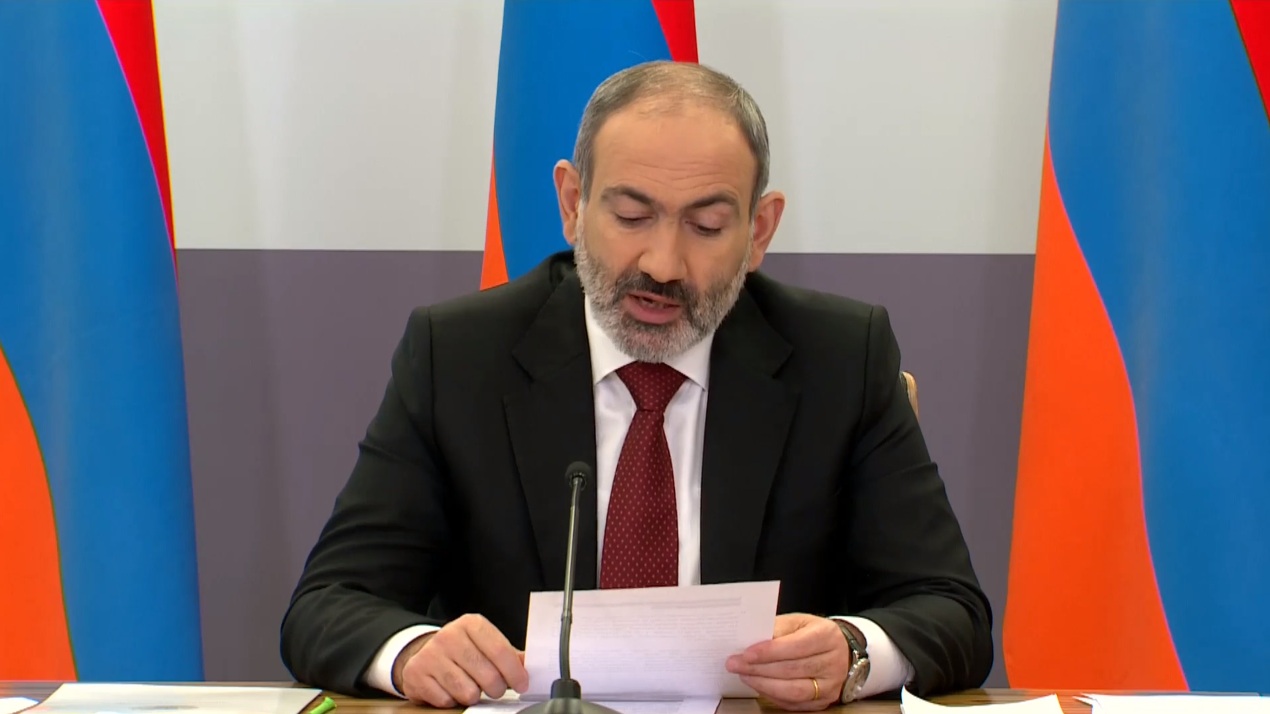 Մարդիկ կան՝ ուզում են գերանդին առնեն ու աջուձախ հնձեն. վարչապետ