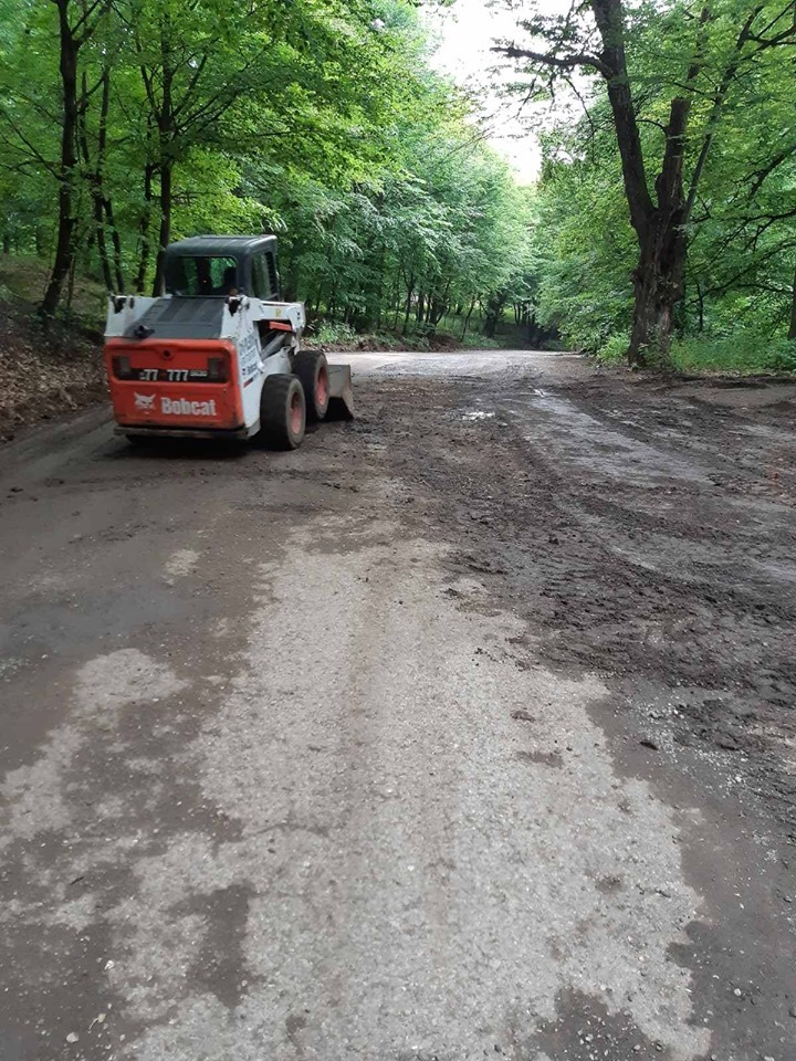 Հիմնանորոգվում է Պարզ լիճ տանող ճանապարհը