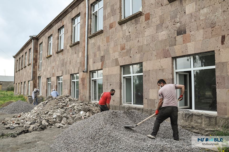 Տանձուտի ու Այգեշատի դպրոցներում շինարարություն է ընթանում