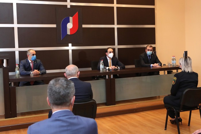 Տիգրան Ավինյանը աշխատակազմին է ներկայացրել ՊԵԿ նորանշանակ նախագահին