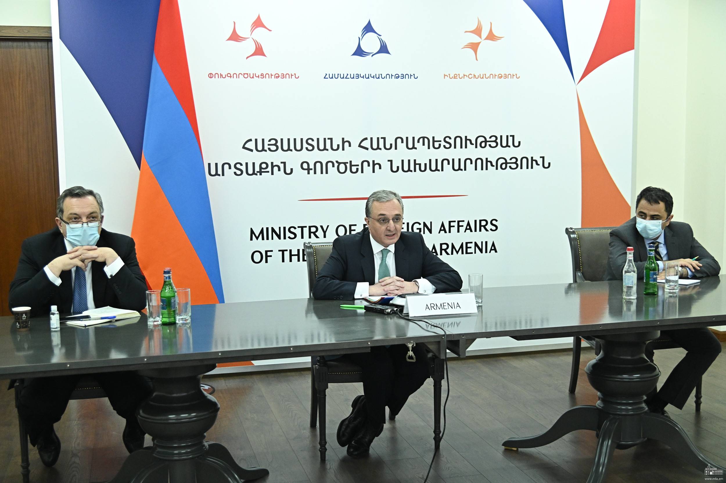 Մենք ականատես ենք լինում համավարակի ժամանակ լայնածավալ զորավարժությունների անցկացմանը և Հայաստանին ուղղված անթաքույց պատերազմական սպառնալիքների. Զ․ Մնացականյան