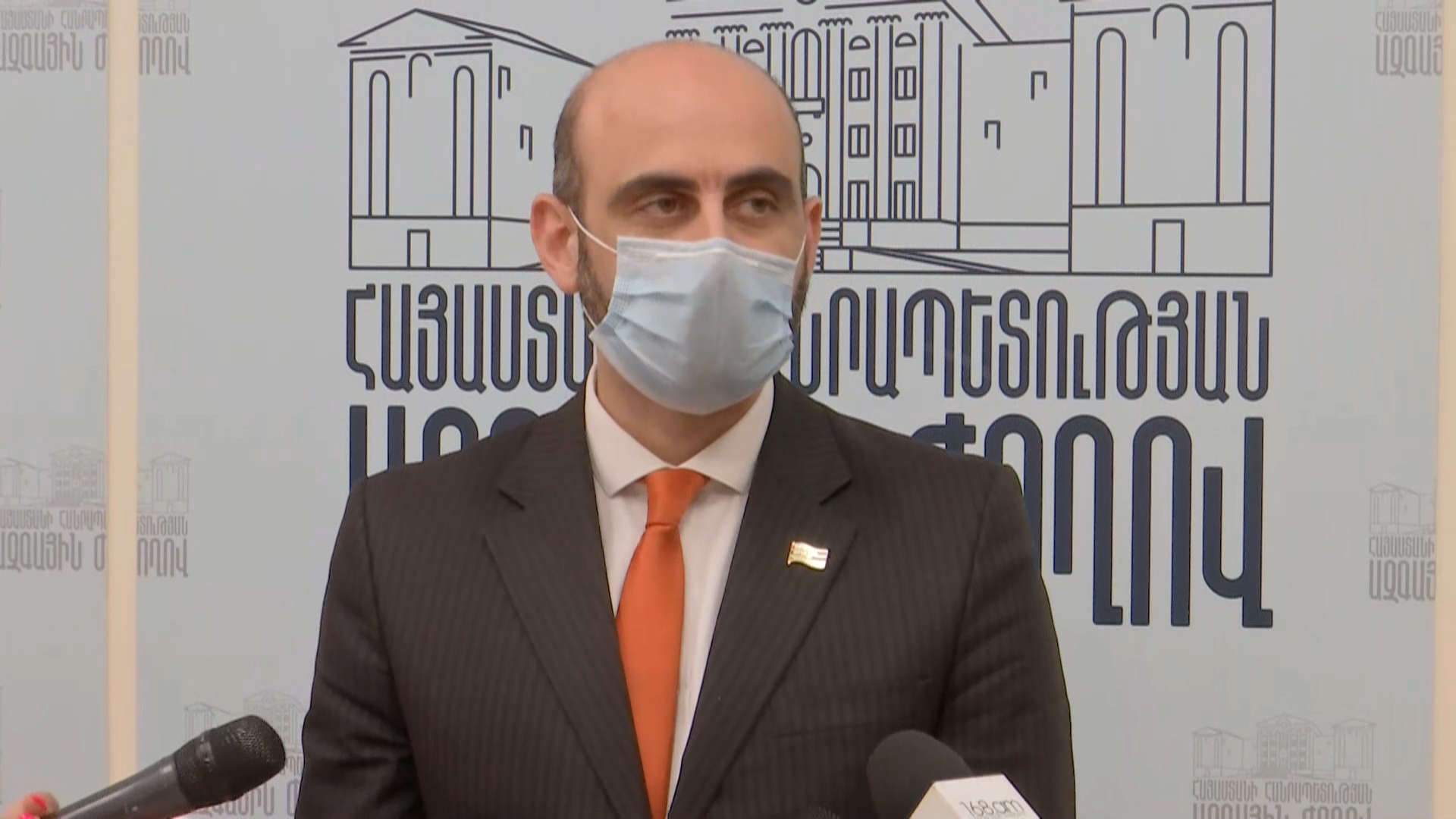 Կորոնավիրուսի պատճառով խորհրդարանի գործունեությունը, կարծում եմ, չպետք է դադարի․ Նարեկ Զեյնալյան