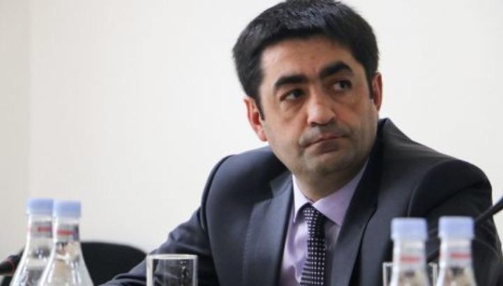 Նրանք, որոնք այսօր օգտվում են իրավիճակից, ճգնաժամի ավարտից հետո վատ վիճակում են հայտնվելու. Արսեն Խառատյան