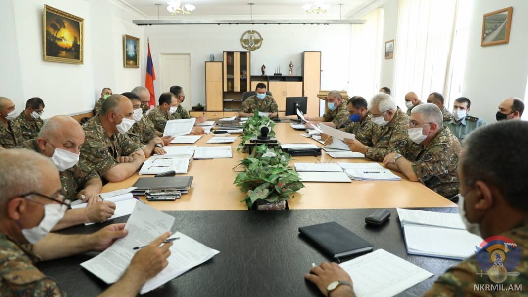 Ջալալ Հարությունյանի նախագահությամբ անցկացվել է ռազմական խորհրդի հեռավար նիստ