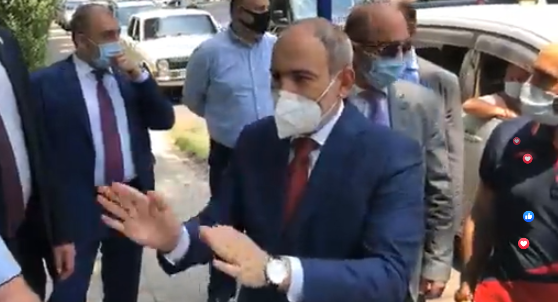 Շնորհակալ եմ, որ դիմակ եք կրում. Նիկոլ Փաշինյանը՝ քաղաքացիներին