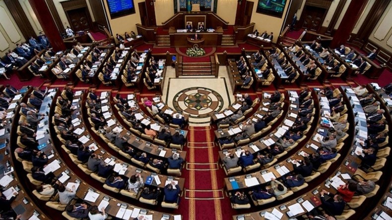 Ղազախստանի խորհրդարանի նախագահի մոտ կորոնավիրուս է հայտնաբերվել