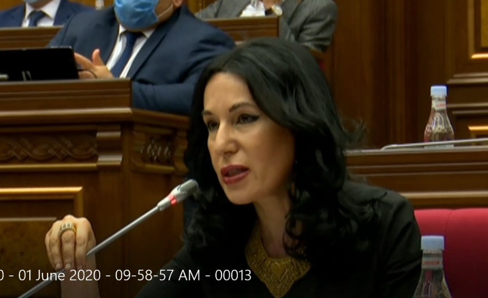 Ինչպե՞ս է «Իմ քայլը» հիմնավորում Զոհրաբյանի լիազորությունները հանձնաժողովի նախագահի պաշտոնում դադարեցնելու նախաձեռնությունը. քննարկում ԱԺ-ում