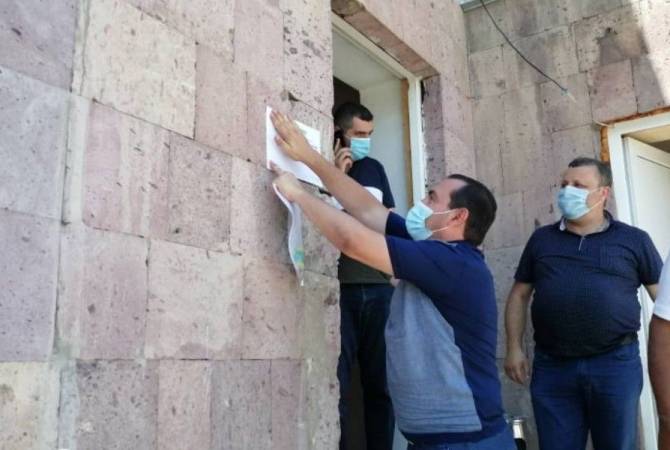 Կասեցումներ «Սպայկա»-ի գրասենյակում և «Դեուս Էքս» ընկերությունում