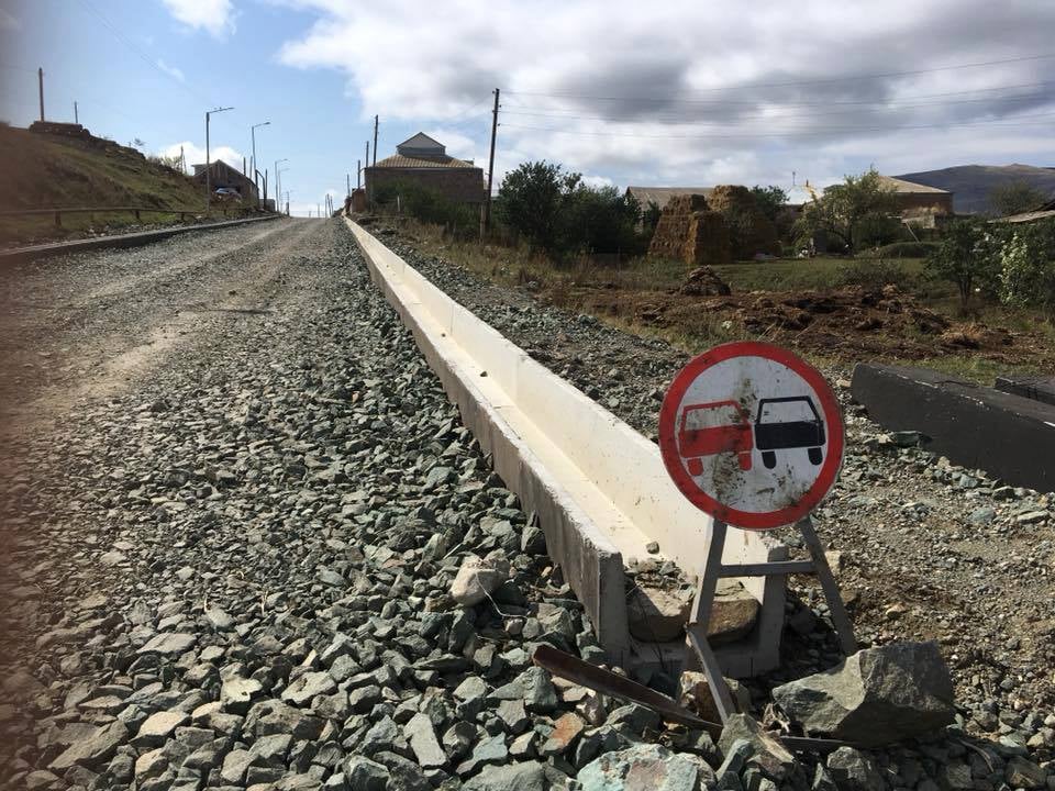 Հիմնանորոգվում է Տ-1 -51, Հ-21-Վարդաբլուր ճանապարհը
