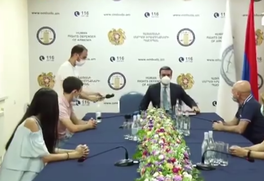 ՄԻՊ-ն ընդունել է բուհերի դիմորդներին և նրանց ծնողներին