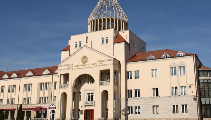 Զգուշացնում ենք, որ Հայաստանի ու Արցախի պետական սահմանների հանդեպ ցանկացած ոտնձգություն կստանա համարժեք պատասխան․ Արցախի ԱԺ խմբակցություններ