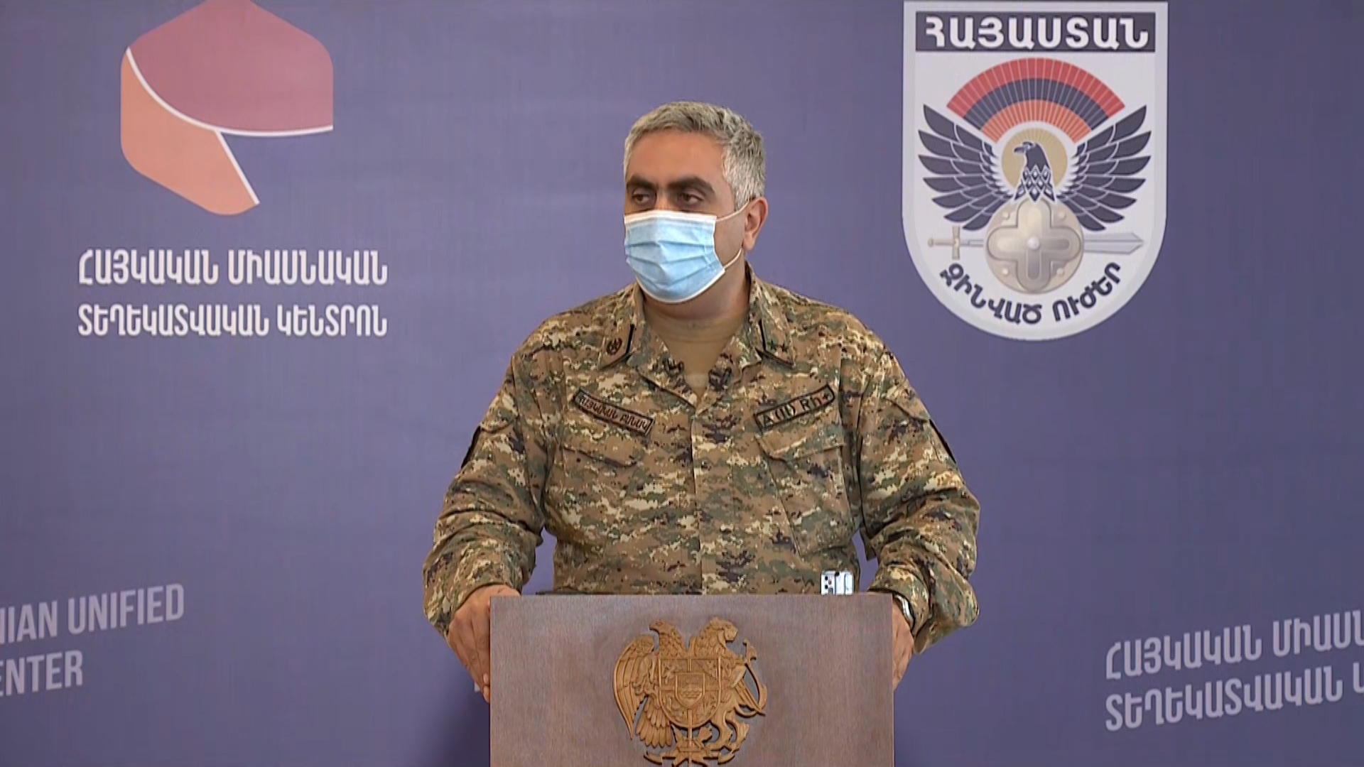 Արդեն մի քանի օր է՝ ՏԻՄ-երի, զորամասերի մոտ հավաքվում են մեր պատրաստակամ հայրենակիցները, որպեսզի մեկնեն մարտական դիրքեր. Հովհաննիսյան