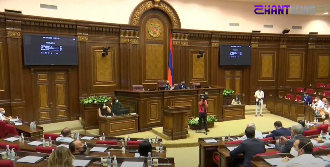 Դիմակների հետ կապված տուգանքների ավելացման նախագիծը շրջանառությունից հանված է