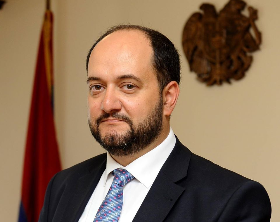 Հերթական քննական օրը հաջողություն եմ մաղթում մեր դիմորդներին. ԿԳՄՍ նախարար