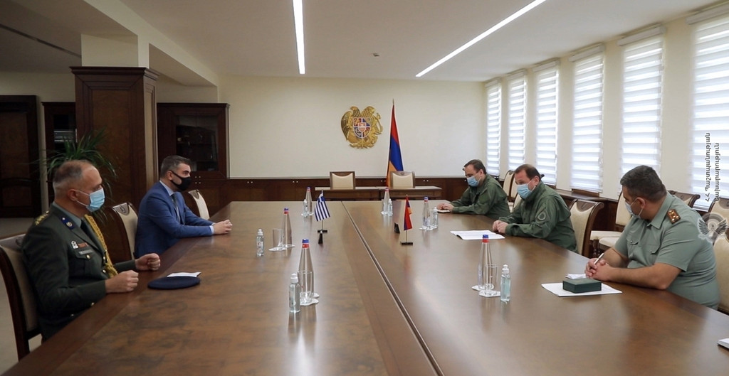 Դավիթ Տոնոյանն ընդունել է Հայաստանում Հունաստանի գործերի ժամանակավոր հավատարմատարին