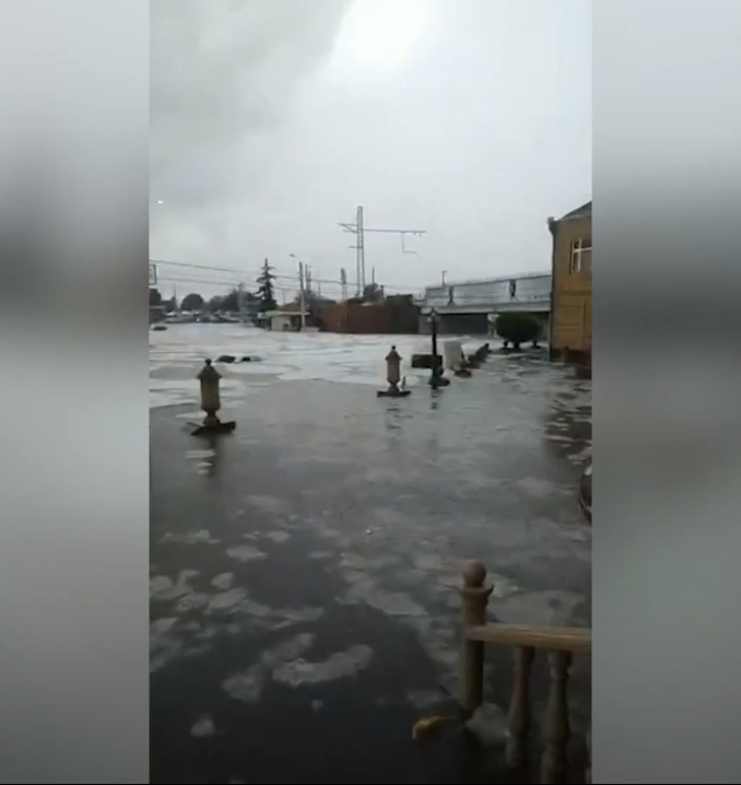 Հորդառատ անձրևից հեղեղված Գյումրին