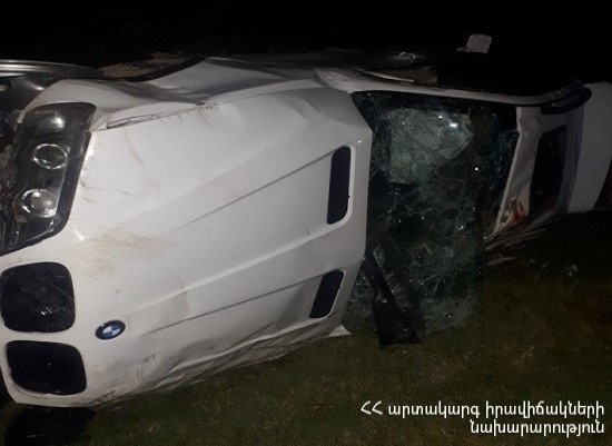 Այգեձոր-Արծվաբերդ ավտոճանապարհին «BMW X5»-ը մոտ 50 մ գլորվել է ձորը․ կա 3 վիրավոր
