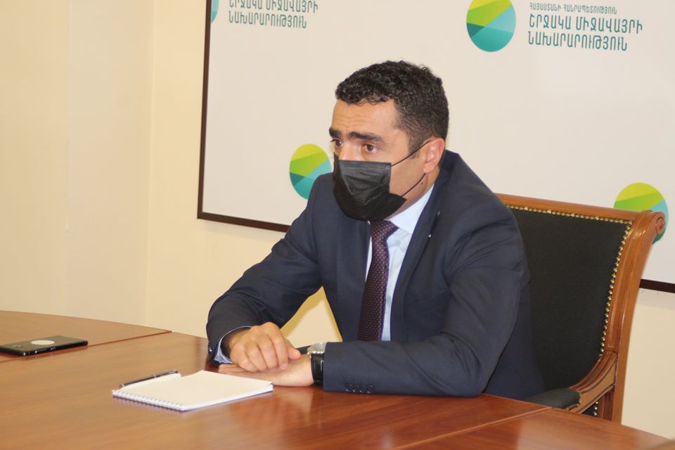 ՇՄ նախարարը անդրադարձել է ապօրինի ջրօգտագործման, ծառահատումների դեպքերին