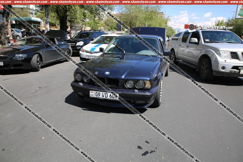 Երևանում 27-ամյա վարորդը BMW-ով վրաերթի է ենթարկել փողոցը չթույլատրելի հատվածով անցնող հետիոտնի․ վերջինս ծայրահեղ ծանր վիճակում տեղափոխվել է հիվանդանոց