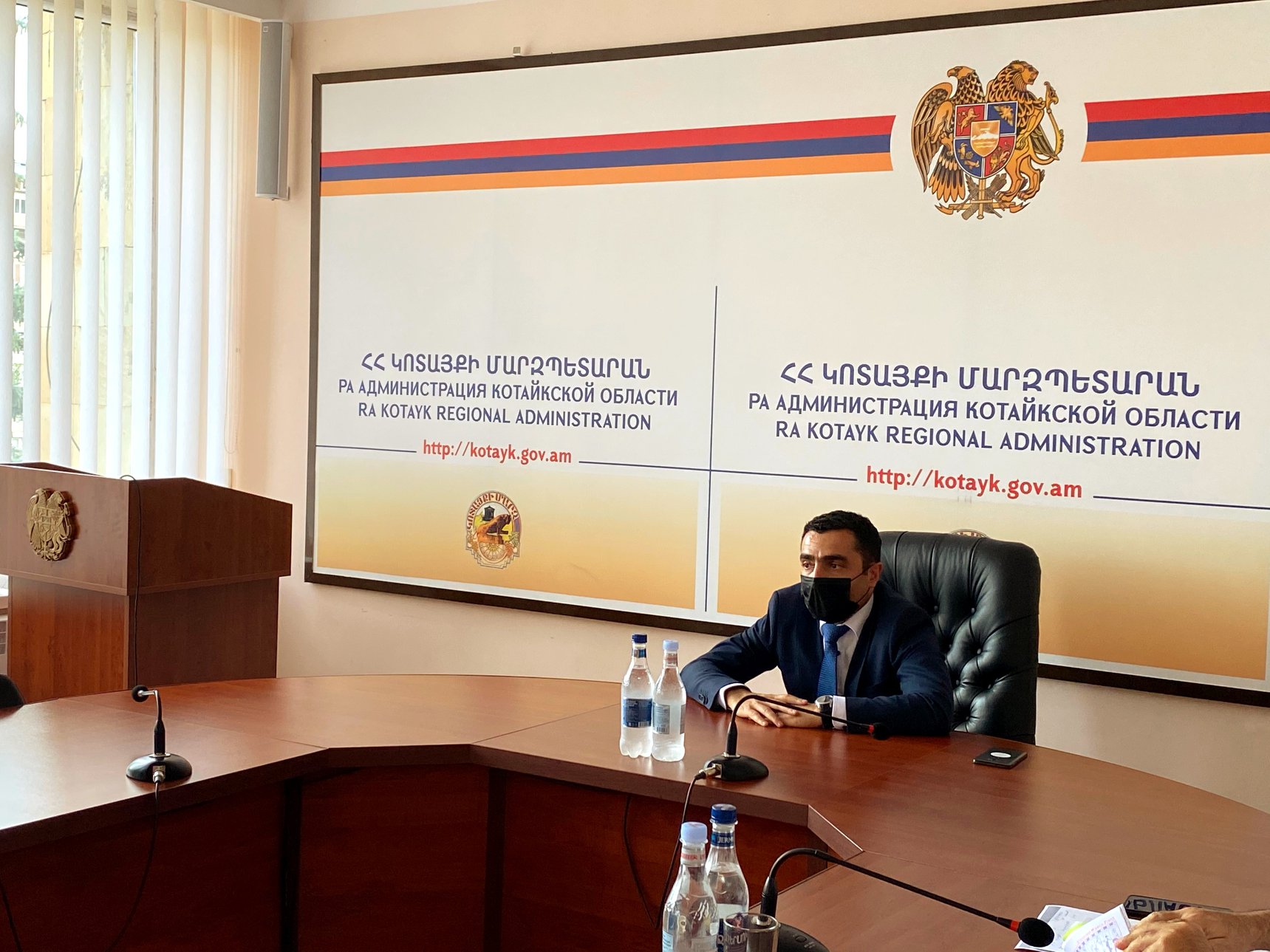 Մարզպետարանի աշխատակազմին ևս մեկ անգամ հորդորեցի շարունակել նույն նվիրվածությամբ ջանք թափել ավելի լավ Կոտայք ունենալու տեսլականի իրագործման համար․ Ռոմանոս Պետրոսյան
