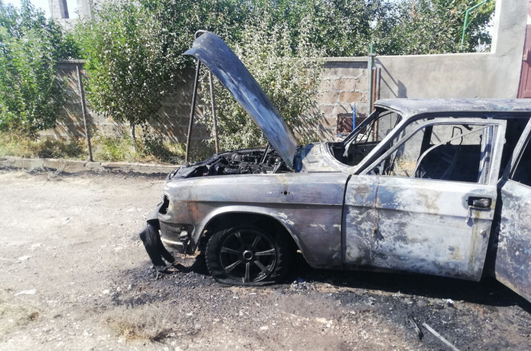 Եղվարդում ավտոմեքենա է այրվել