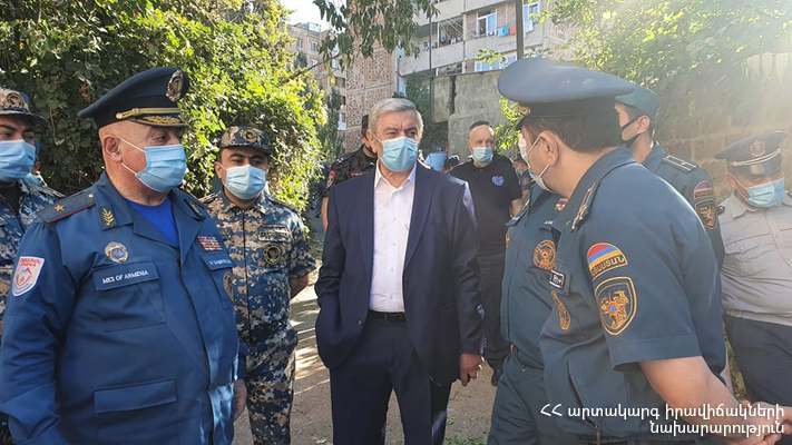 Մեկ քաղաքացի դեռևս փլատակների տակ է. Ֆելիքս Ցոլակյան