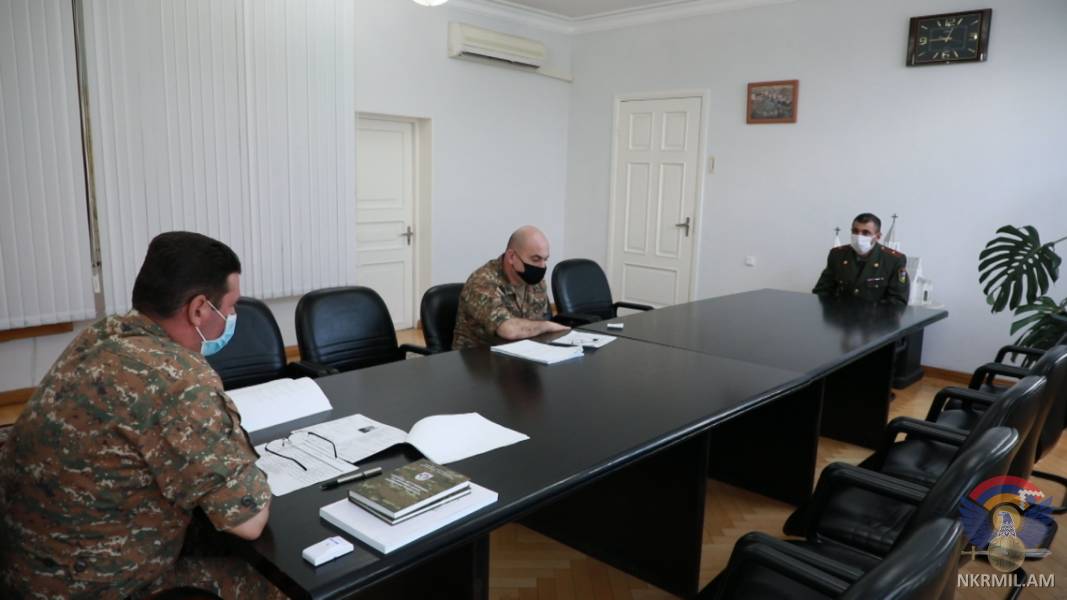 Ջալալ Հարությունյանն ընդունել է ծառայողական հետագա առաջխաղացման ներկայացված մի շարք սպաների