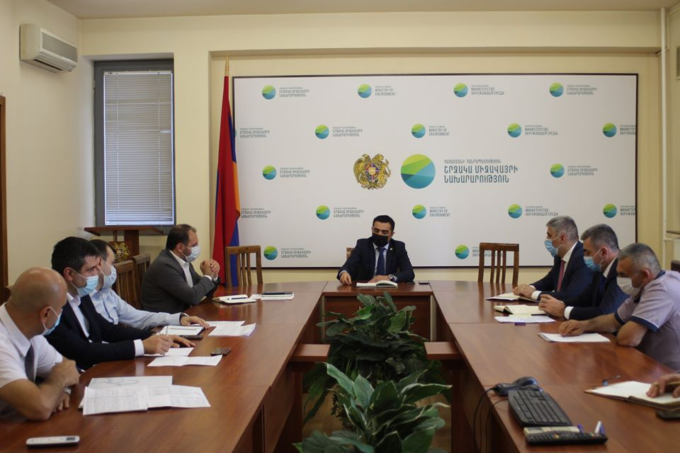 Սևանի փրկությունը համահայկական նշանակության խնդիր է. Ռոմանոս Պետրոսյանը խորհրդակցություն է անցկացրել