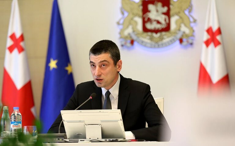 Դպրոցները կվերաբացվեն սեպտեմբերի 15-ին, վերահսկողությունը պետք է խստացվի. Գախարիա