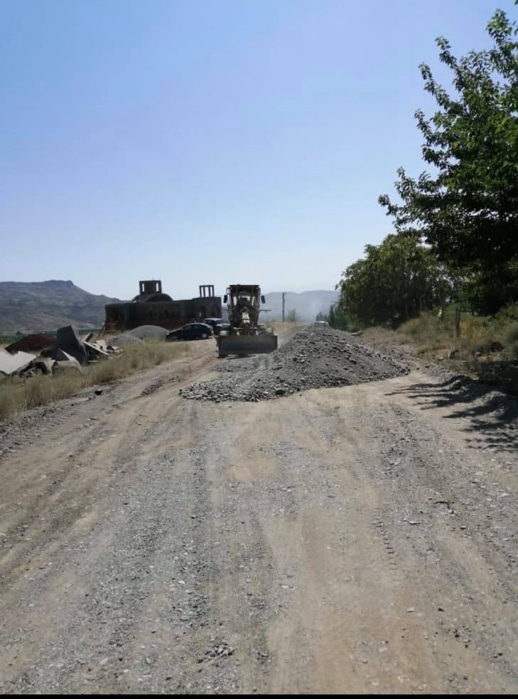 Հիմնանորոգվում է Տ-3-21, Մ5-Երվանդաշատ-Բագարան ճանապարհի 2.5 կմ հատվածը