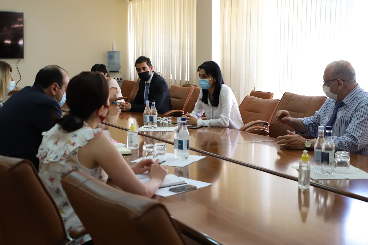 «իԳործ» ծրագրի մասնակիցները՝ ՄԻՊ գրասենյակում և էկոնոմիկայի նախարարությունում