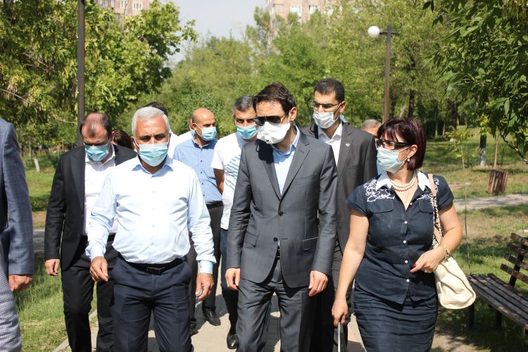 «Այսուհետ ոչ մի կանաչ տարածք չի զիջվելու». քաղաքապետը շրջայց է կատարել կանաչ տարածքներում
