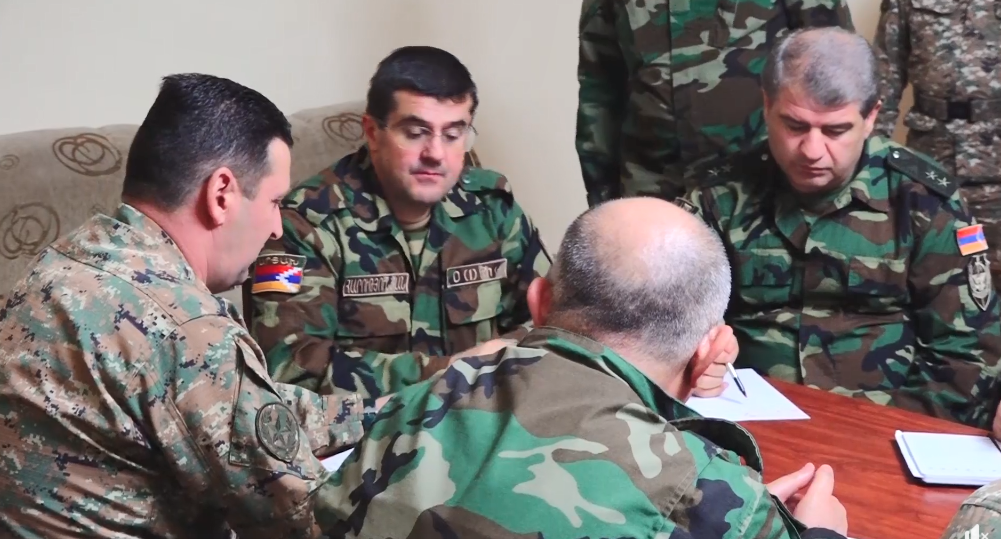 ԱՀ նախագահ Արայիկ Հարությունյանը Անվտանգության խորհրդի արտահերթ նիստ է հրավիրել