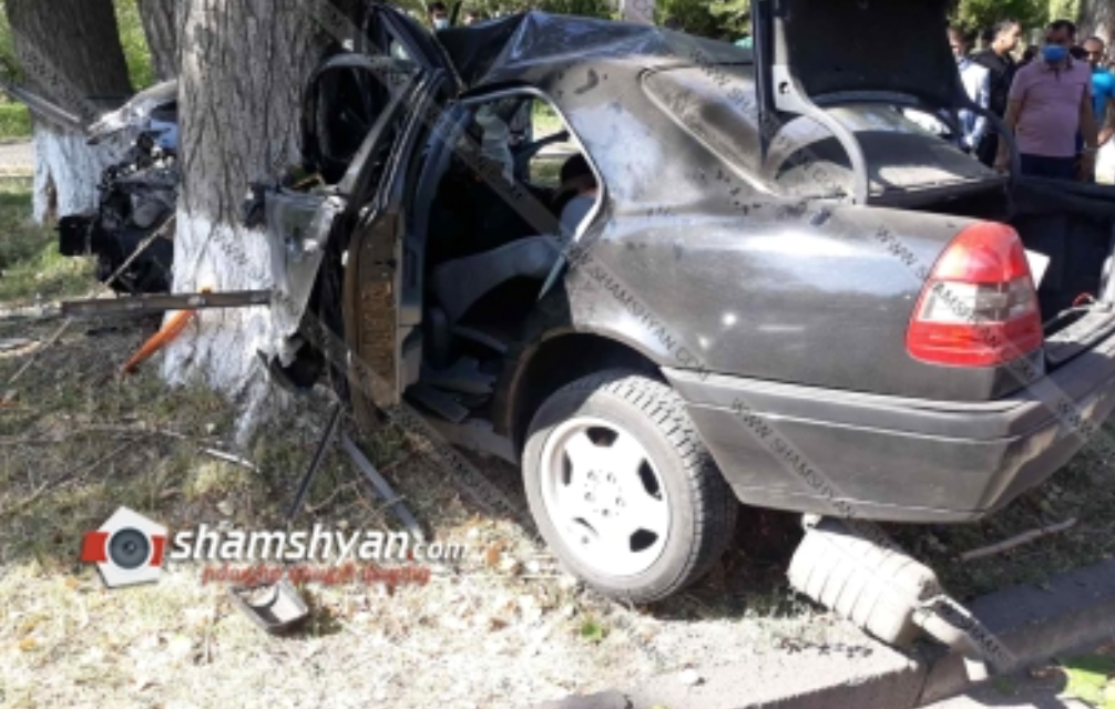 Աբովյան քաղաքում վթարի հետևանքով հիվանդանոց տեղափոխված  վարորդի և ուղևորի առողջական վիճակը ծանր է