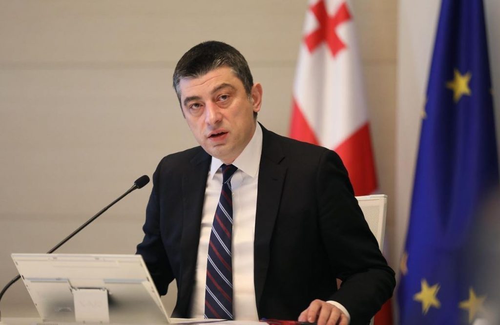 Խստագույն կանոններով, բայց ոչ լայնամասշտաբ սահմանափակումներով մենք պետք է կանխենք վիրուսի տարածումը. Գախարիա