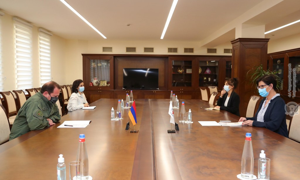 Դավիթ Տոնոյանը ԿԽՄԿ-ի ղեկավարի հետ զրույցում անդրադարձել է  Գուրգեն Ալավերդյանի վերաբերյալ ադրբեջանական ԶԼՄ-ներում շրջանառված տեսանյութերին