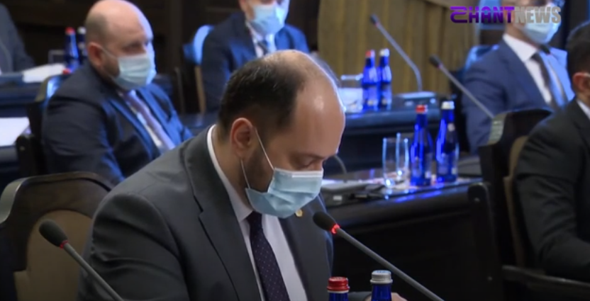 Եթե հիմքեր լինեն, ես ինքս մեկ րոպե ավել չեմ մնա այս պաշտոնում ու դիմում կգրեմ. Արայիկ Հարությունյան