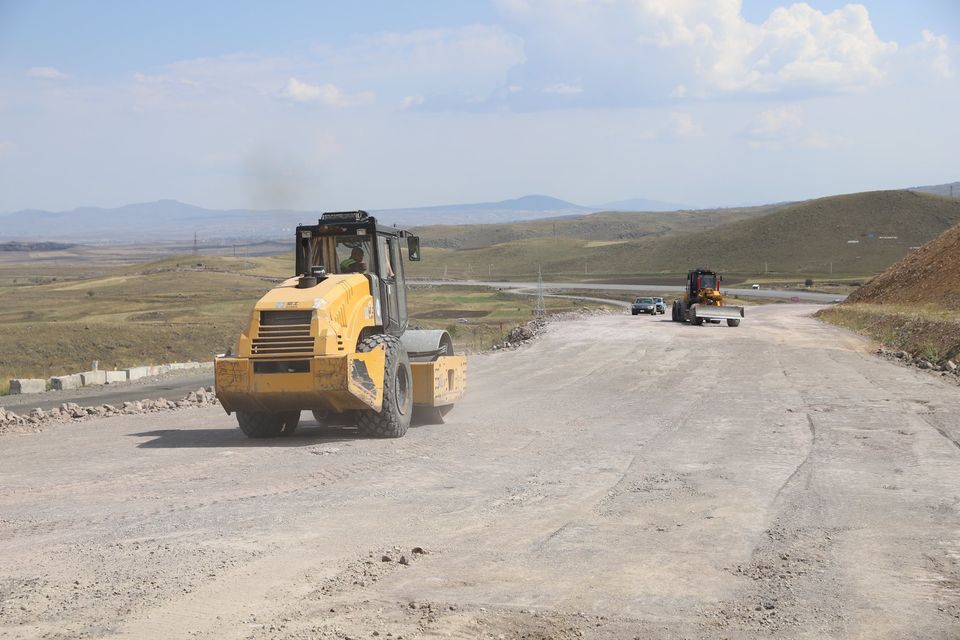 Վերսկսվել են «Հյուսիս-հարավ» ճանապարհահատվածի Տրանշ-3 հատվածի աշխատանքները