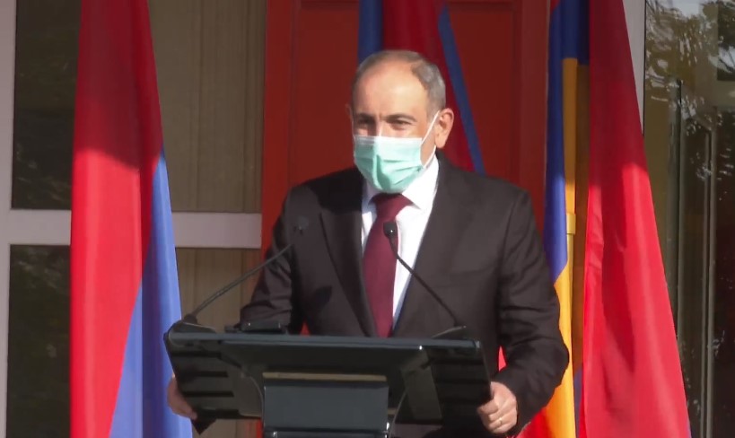 Փաշինյանը մասնակցում է Երևանի Ռաֆայել Իշխանյանի անվան N 153 հիմնական դպրոցի բացման արարողությանը