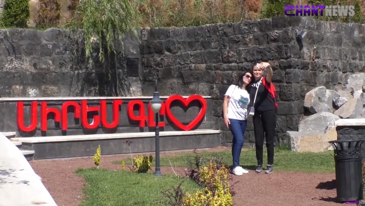 Հյուրընկալ քաղաքը հյուրերի պակաս չի զգացել․ Ինչպիսի՞ն են Գյումրի այցելողների տպավորությունները