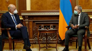 Հունաստանը Լեռնային Ղարաբաղում ռազմական գործողությունների անհապաղ դադարեցման կողմնակից է. ՀՀ վարչապետն ընդունել է Հունաստանի ԱԳՆ պատվիրակությանը