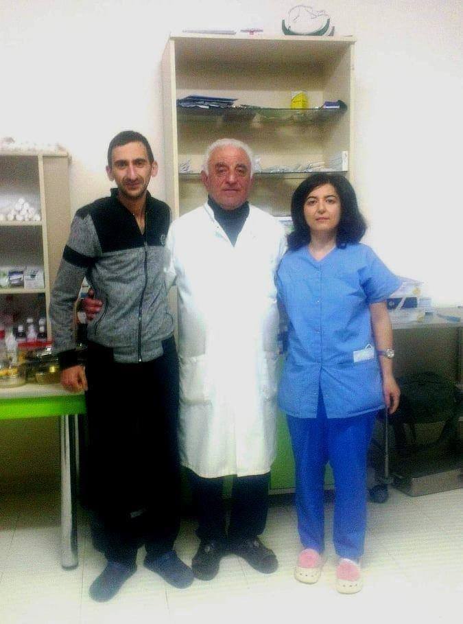 Բժիշկներ հայր, դուստր, որդի Աղաբեկյանները Մարտունու շրջանի հիվանդանոցներից մեկում կյանքեր են փրկում