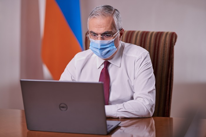 Փոխվարչապետ Մհեր Գրիգորյանը տեսազանգ է ունեցել ՀԲ փոխնախագահի հետ