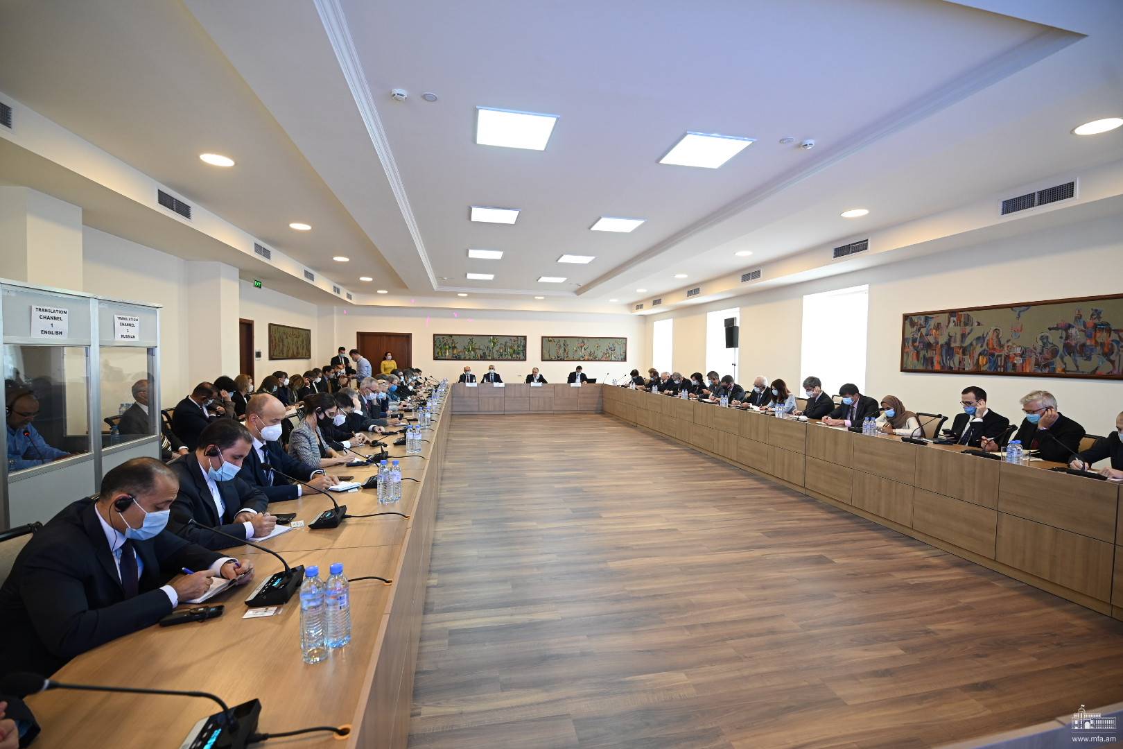 Արցախի դեմ Ադրբեջանի լայնամասշտաբ ագրեսիայի հետևանքների մասին հանդիպում Հայաստանում հավատարմագրված դիվանագիտական ներկայացուցչությունների ղեկավարների և միջազգային կառույցների ներկայացուցիչների հետ