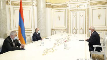 Վարչապետն ընդունել է ԵՏՀ Կոլեգիայի նախագահ Միխայիլ Մյասնիկովիչին