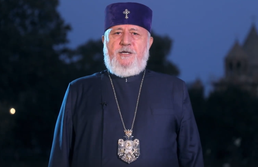 Քաջաբար ելեք հայրենիքի ու ազգի պաշտպանության նվիրական պայքարի. Գարեգին Բ-ի կոչը