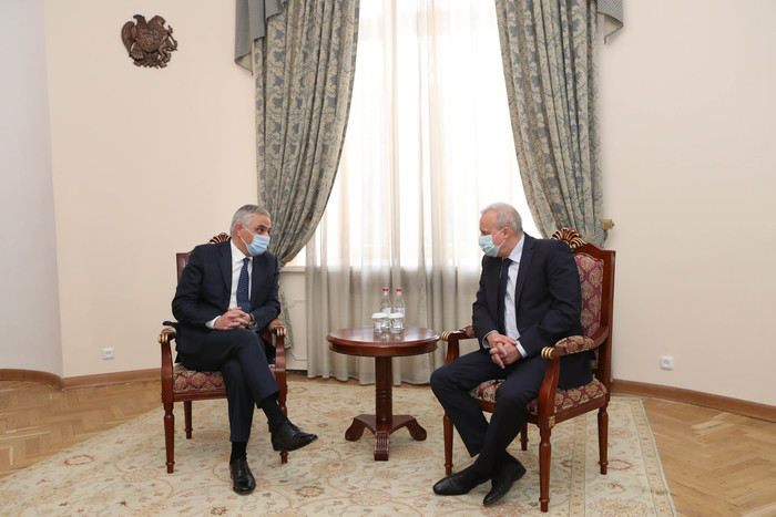 Փոխվարչապետ Մհեր Գրիգորյանը հանդիպում է ունեցել ՌԴ դեսպան Սերգեյ Կոպիրկինի հետ