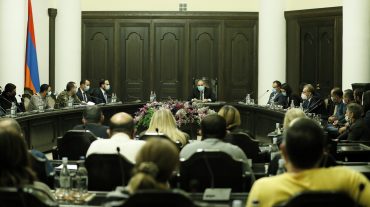 Վարչապետը կրկին հանդիպել է գերեվարված և անհետ կորած անձանց ընտանիքների անդամներին